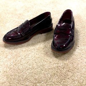 Johnston Murphy patent leather loafers burgundy 6